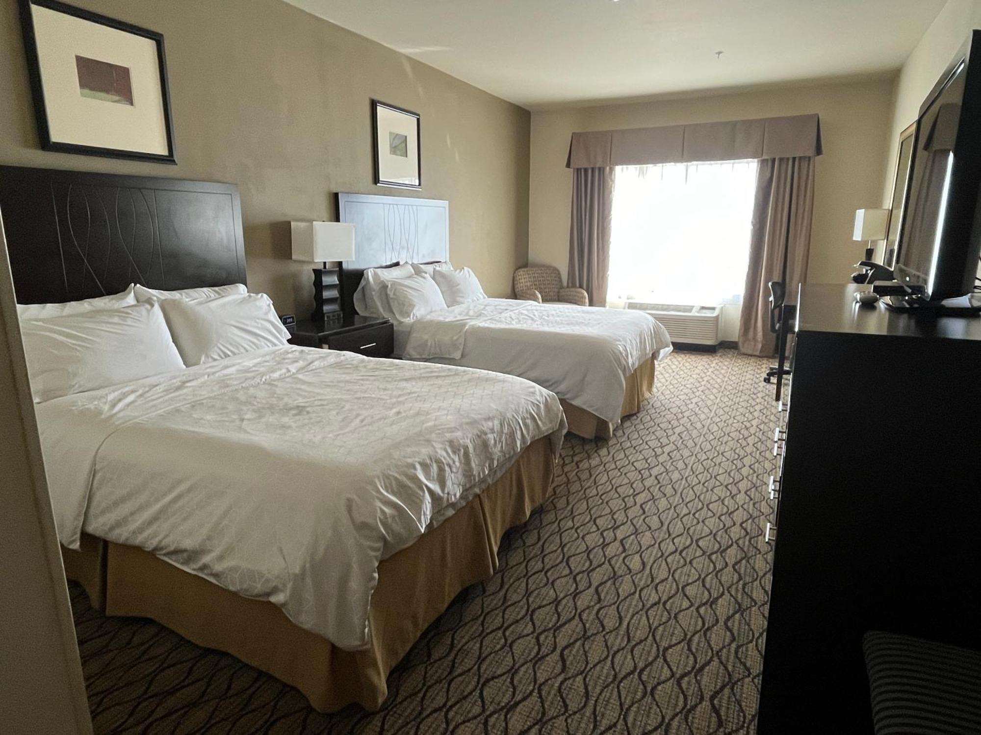 Holiday Inn Express & Suites Deming Mimbres Valley By Ihg Exterior photo